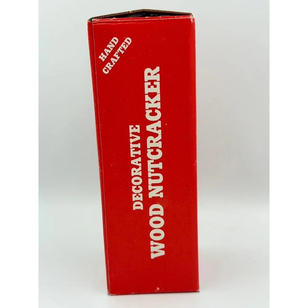 Vintage Wooden Hunter Woodsman Nutcracker 9